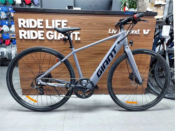 Xe đạp trợ lực điện Giant ESCAPE E+ 2024*** (Tay ga vặn)